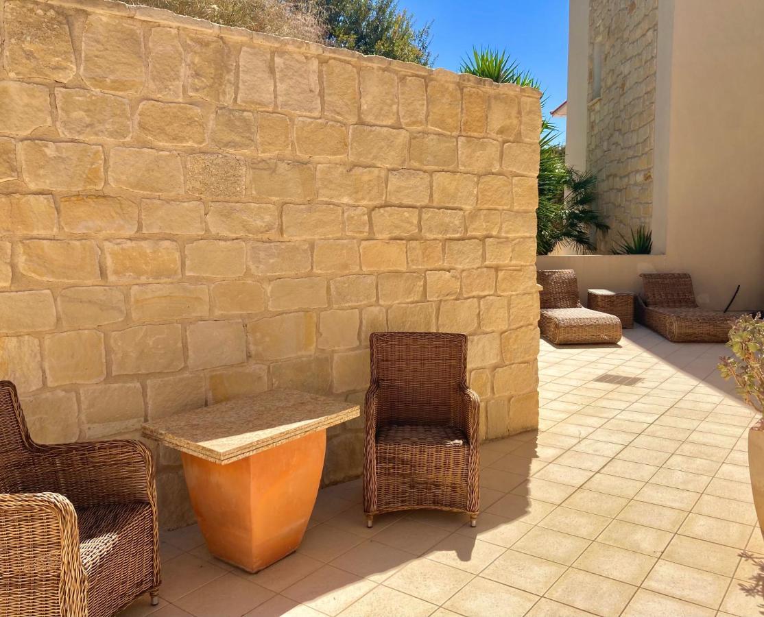 Apartamento Beau Views Seven Peyia Exterior foto